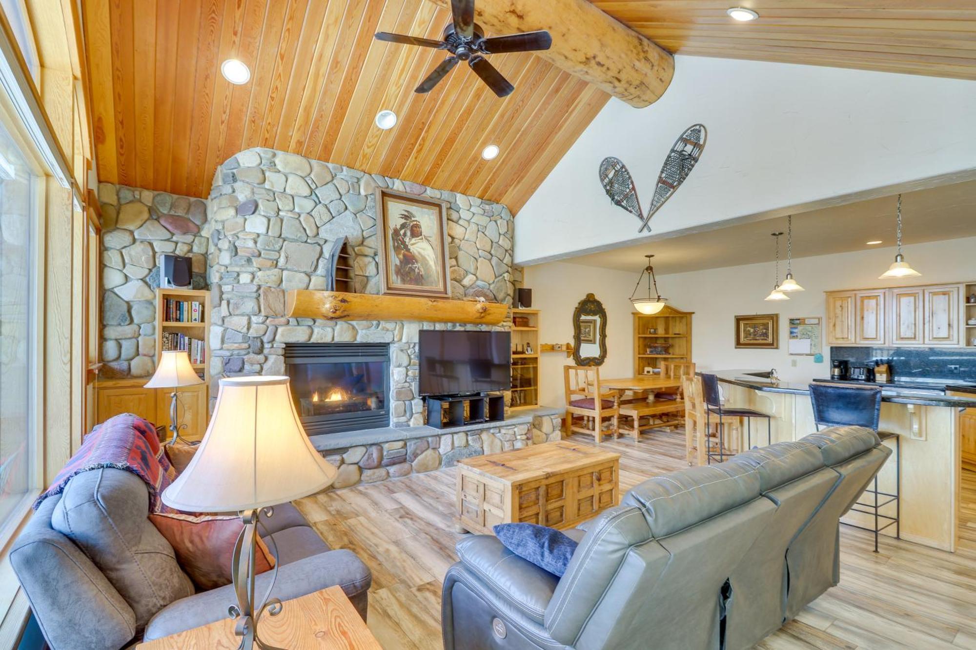 Spacious Whitefish Home With Sauna And Ski Resort View Extérieur photo